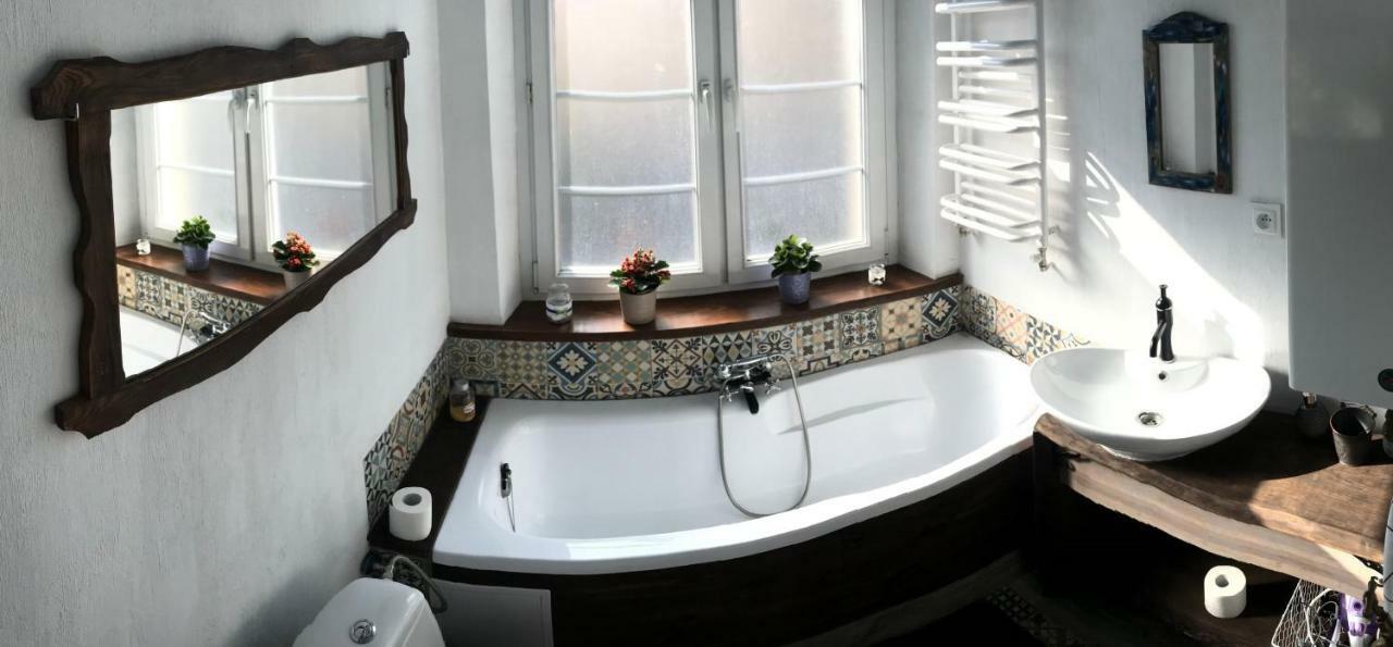 Apartament Do Zobaczenia Olsztyn Miejsce Nieidealne エクステリア 写真