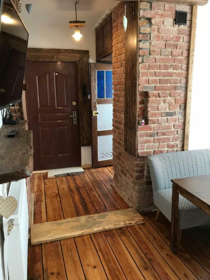 Apartament Do Zobaczenia Olsztyn Miejsce Nieidealne エクステリア 写真